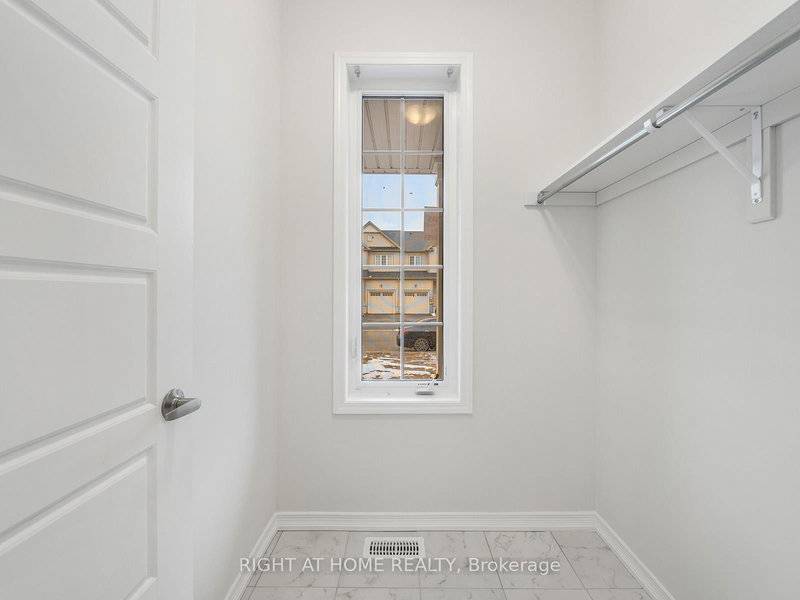 139 Munro Circ, Brantford, N3T 5L5 | Image 3