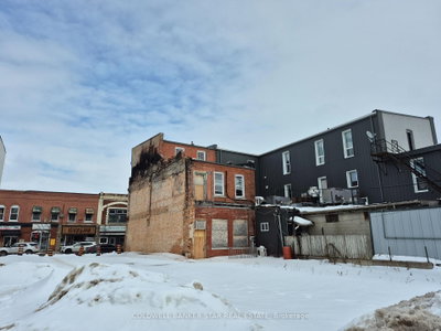 58 Talbot Street E — photo 5