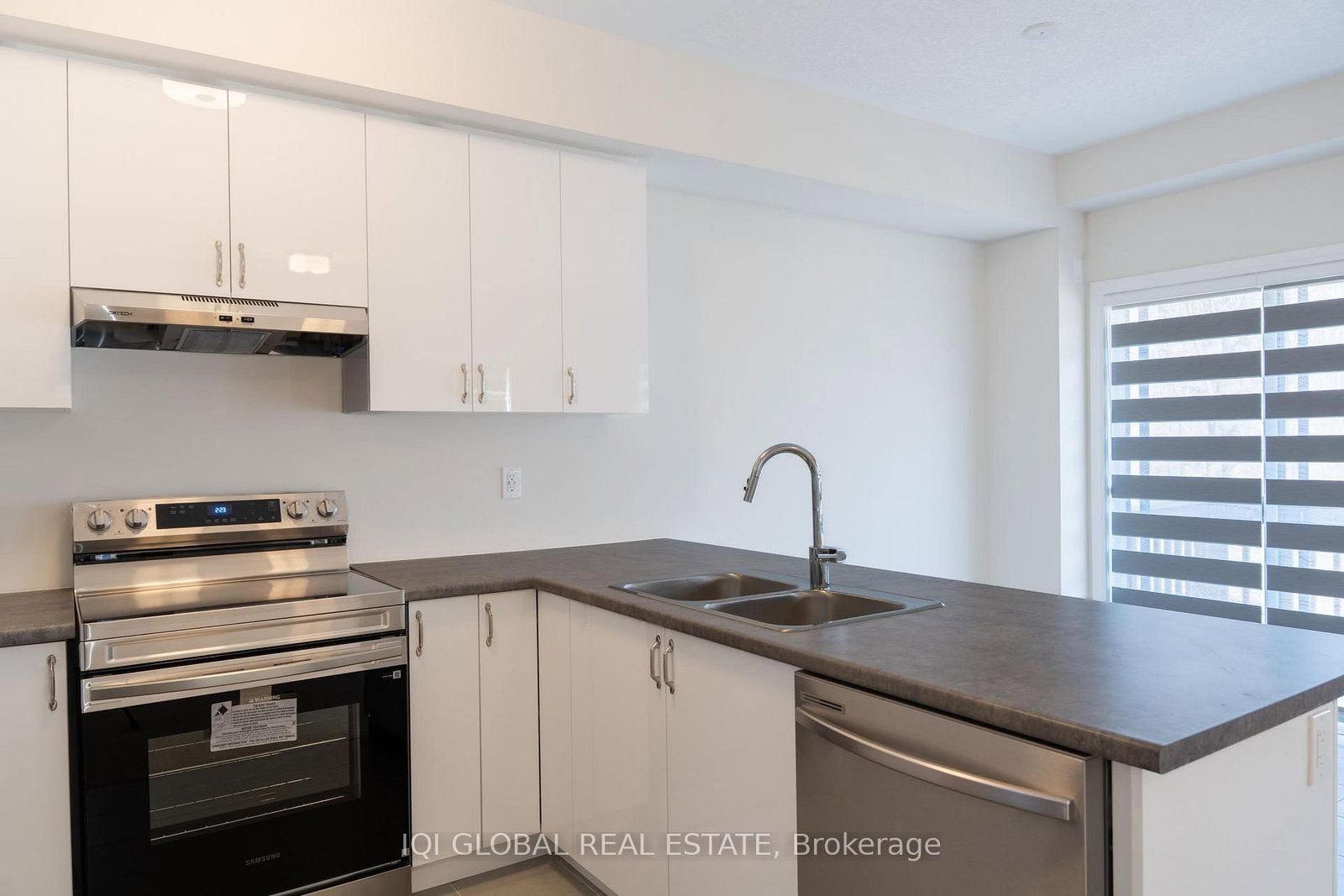 660 Colborne St. West Street W, Unit 17 - Photo 13
