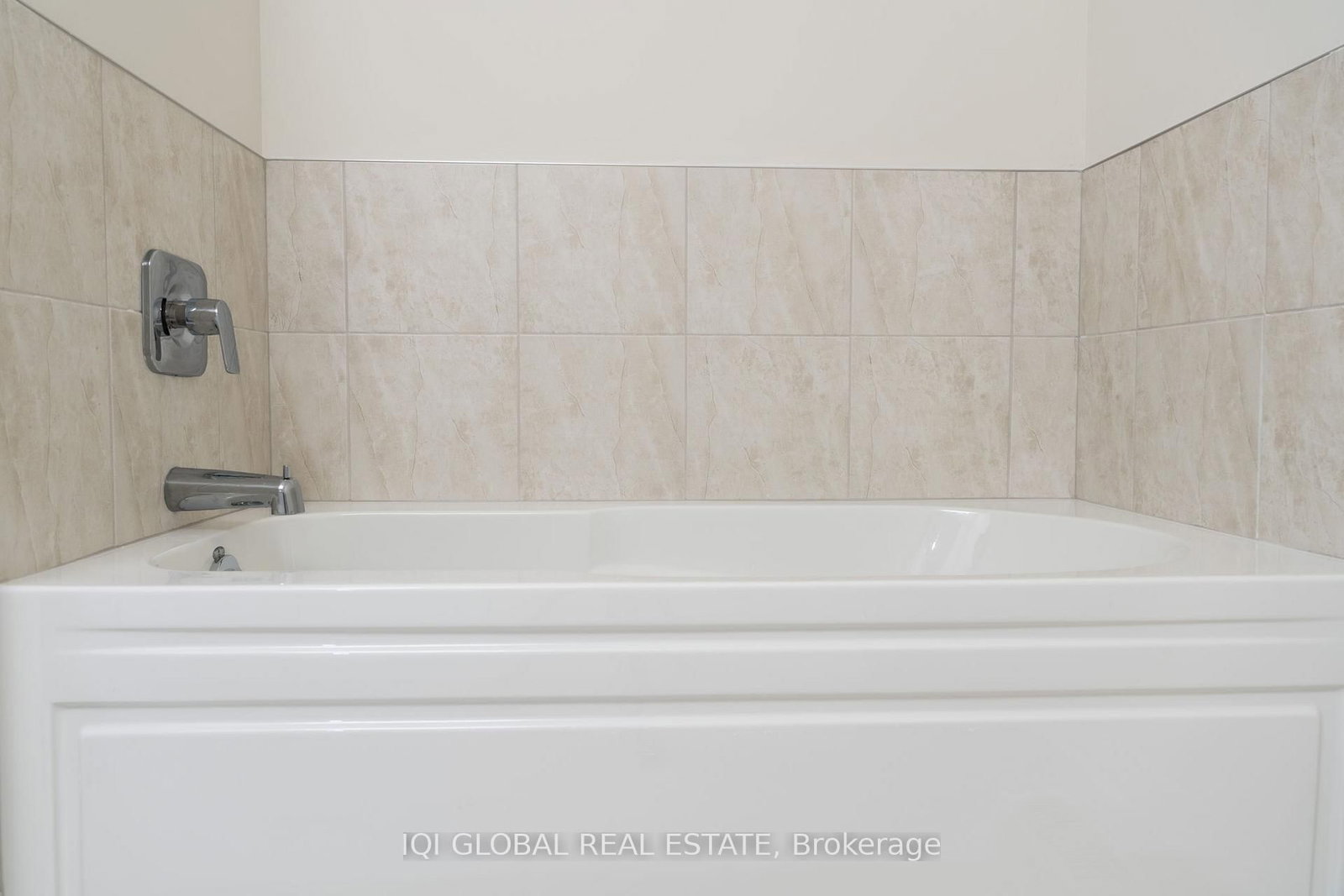 660 Colborne St. West Street W, Unit 17 - Photo 23