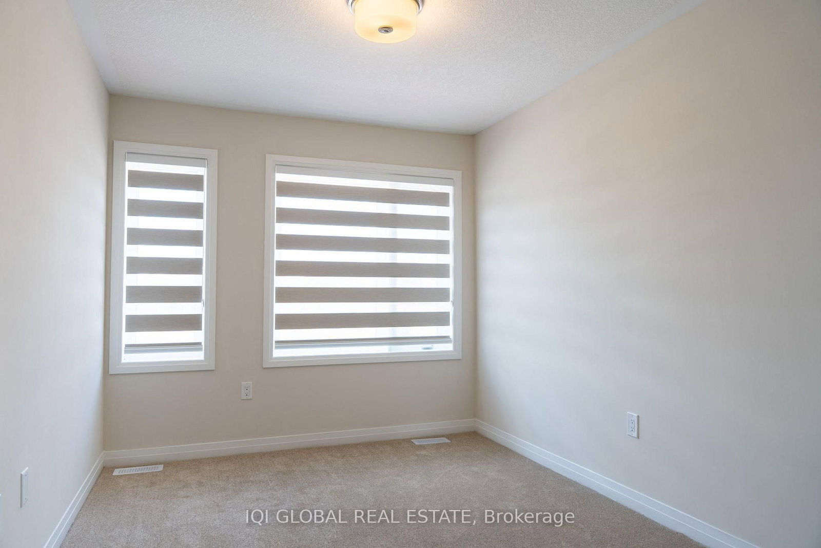 660 Colborne St. West Street W, Unit 17 - Photo 28