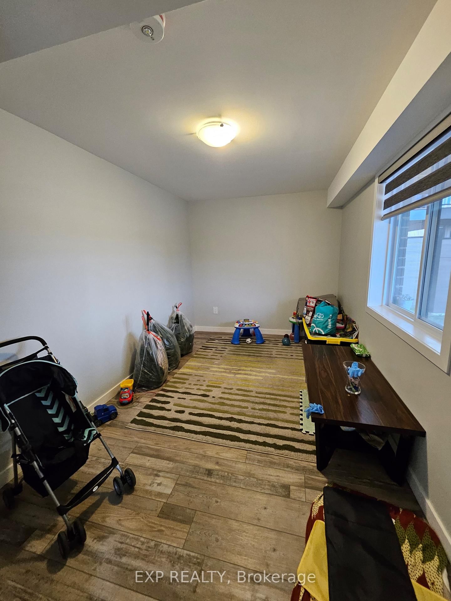 916 Dunnigan Court, Unit Lower - Photo 4