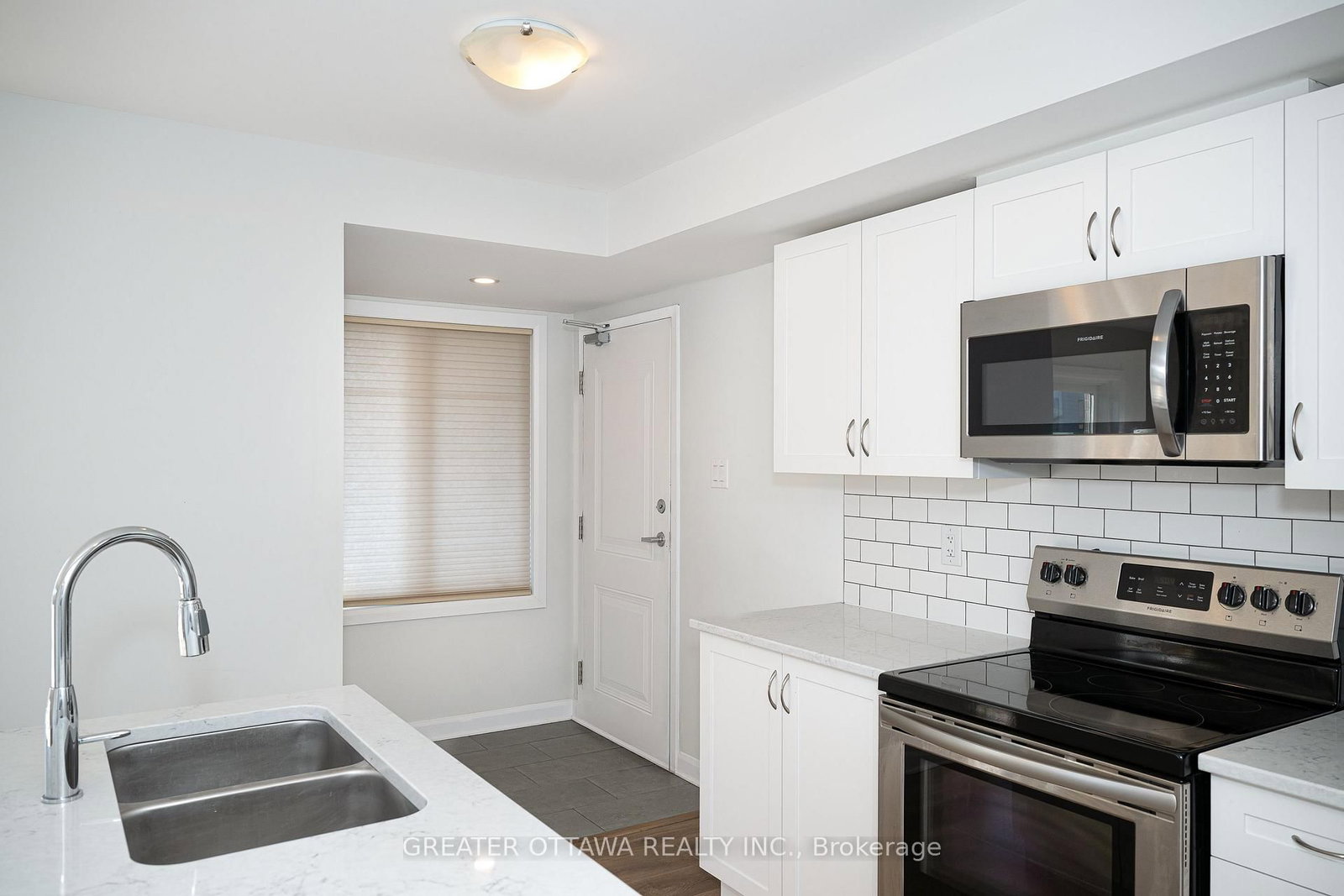 415 Eldorado Private, Unit 16 - Photo 4