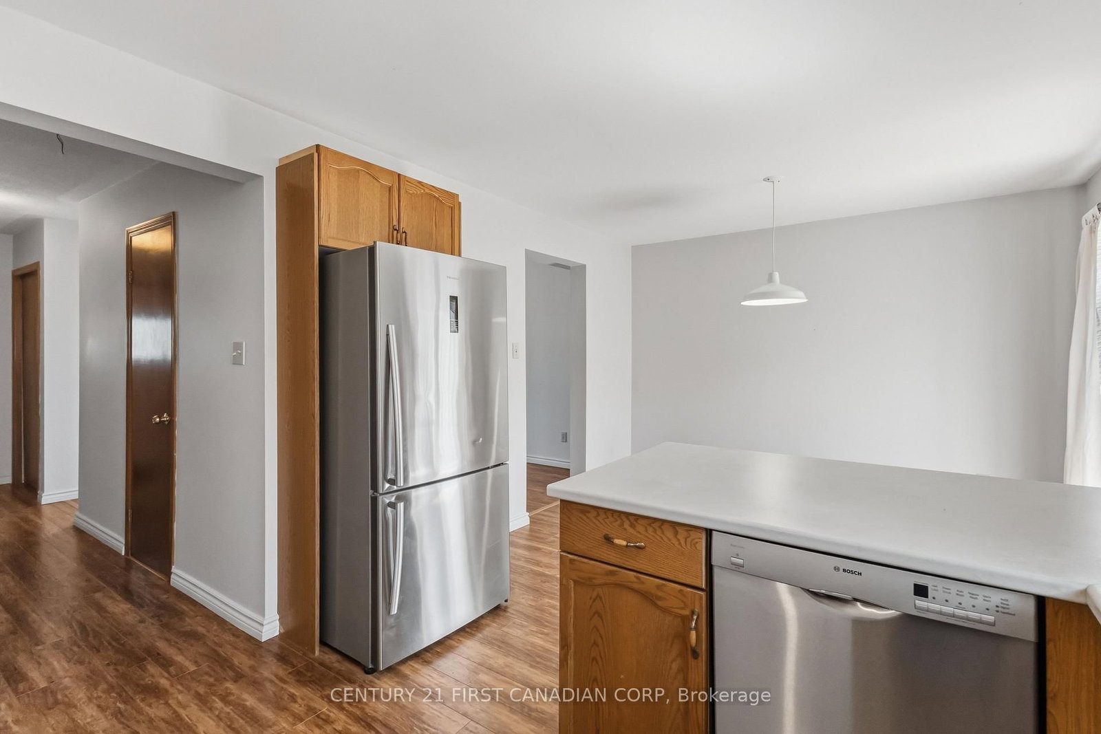 Townhouse for sale at 7-1920 MARCONI Boulevard, London East, Ontario, N5V 4X8 - East I - MLS: X12988022