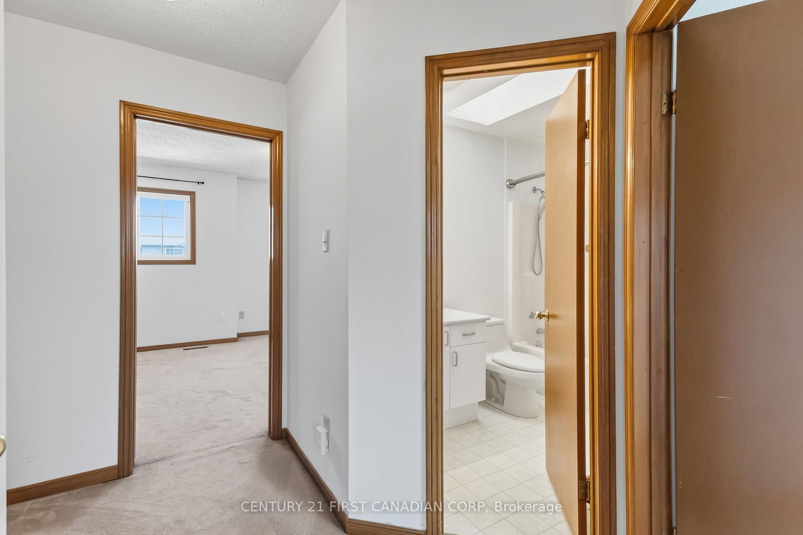 Townhouse for sale at 7-1920 MARCONI Boulevard, London East, Ontario, N5V 4X8 - East I - MLS: X12988022