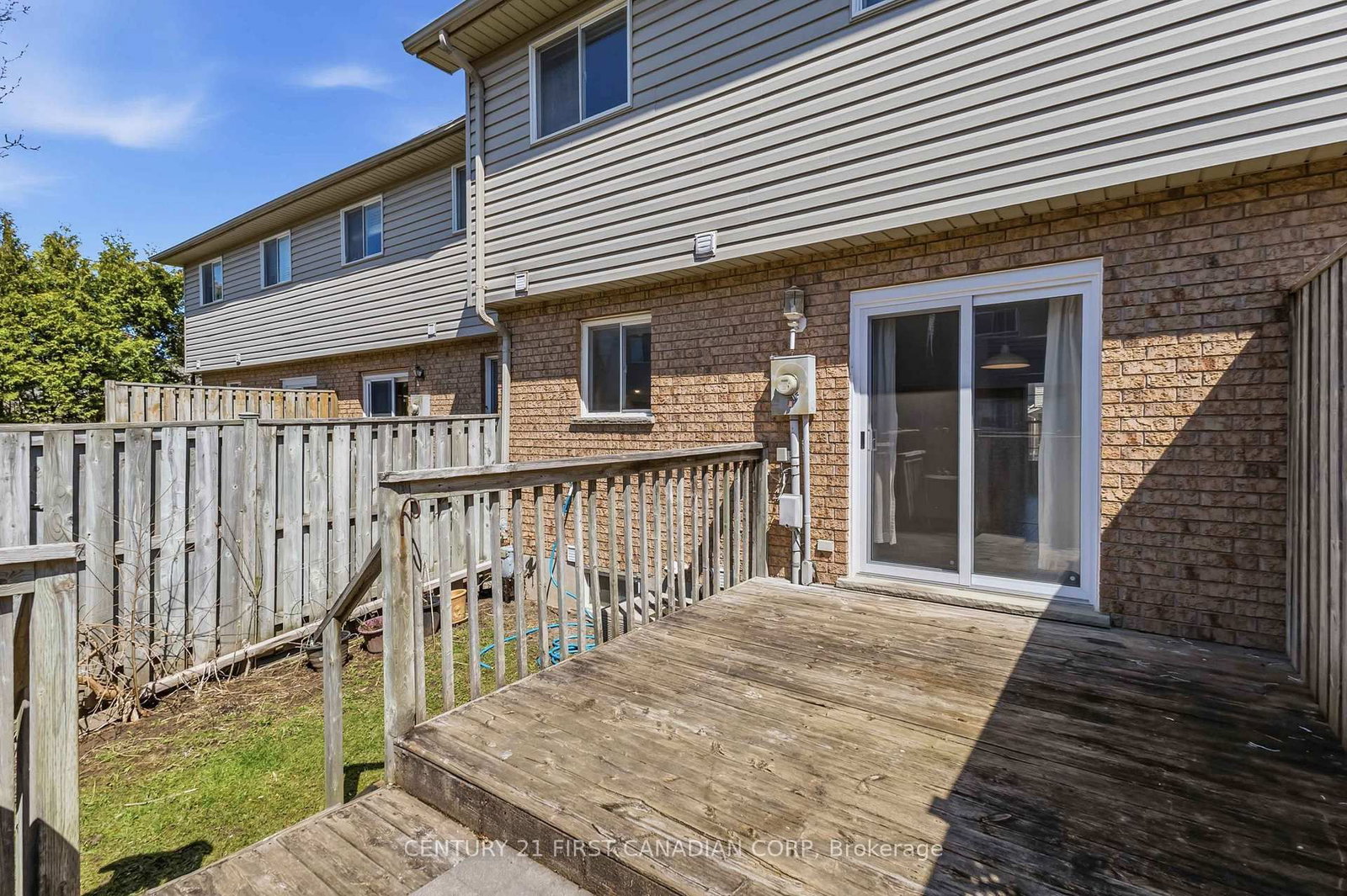 Townhouse for sale at 7-1920 MARCONI Boulevard, London East, Ontario, N5V 4X8 - East I - MLS: X12988022