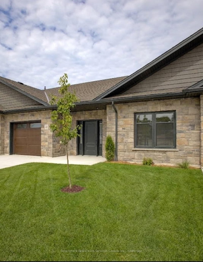 home for sale on 64-1182 Queen Street