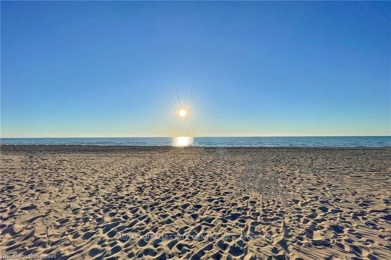 home for sale on 11 Dietrich Crescent