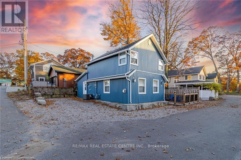 11 Dietrich Cres, Lambton Shores, N0M 1T0 | Image 2