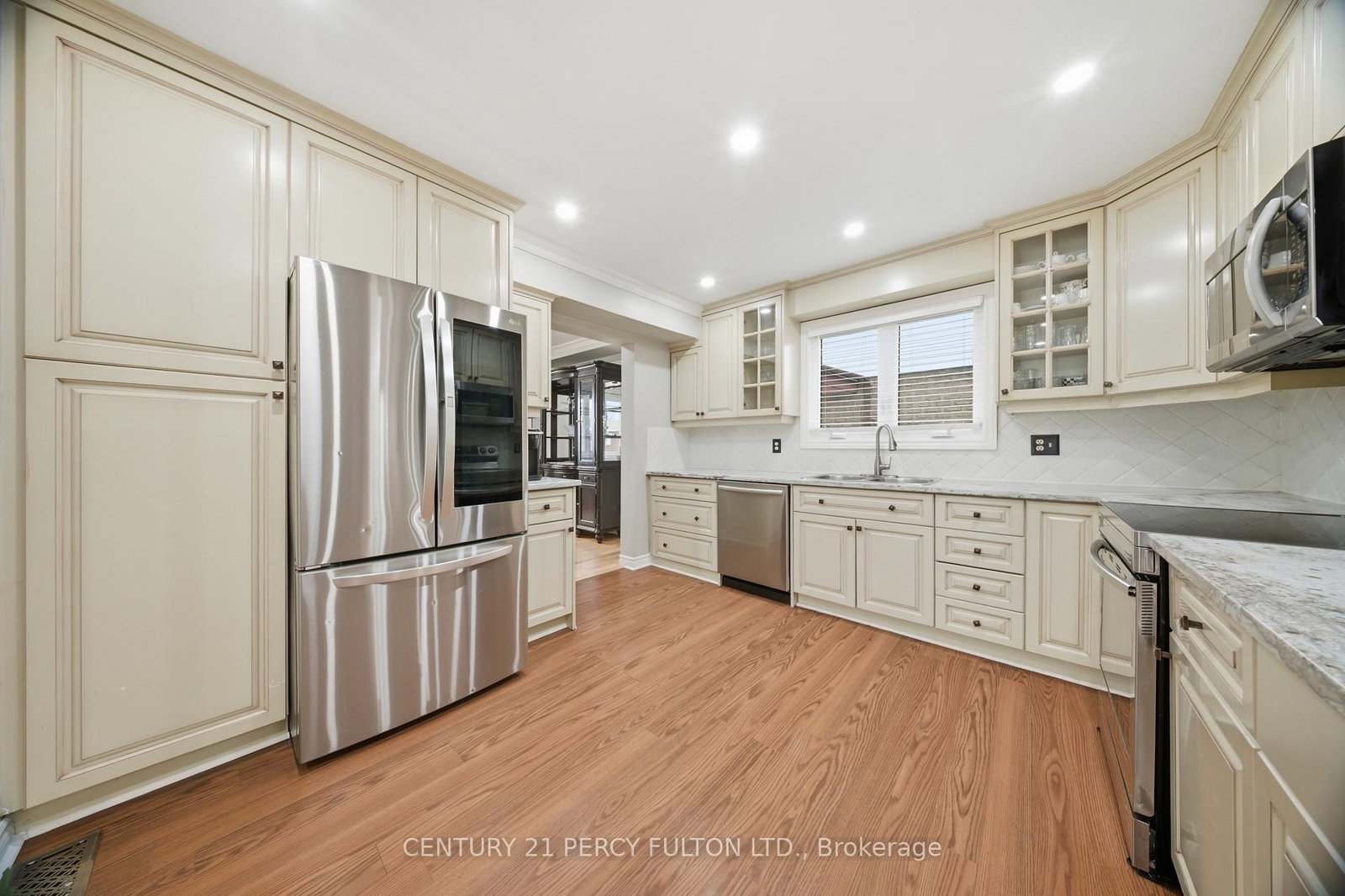 Detached House for sale at 1853 Mapleridge Drive, Peterborough, Ontario, K9K 1R1 - Monaghan Ward 2 - MLS: X12988072