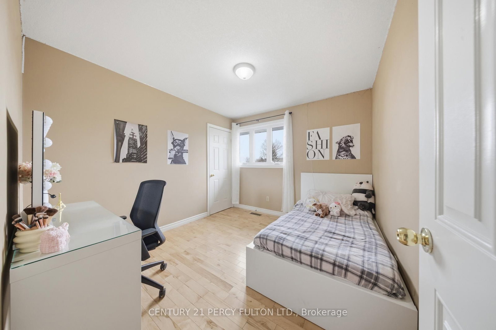 Detached House for sale at 1853 Mapleridge Drive, Peterborough, Ontario, K9K 1R1 - Monaghan Ward 2 - MLS: X12988072