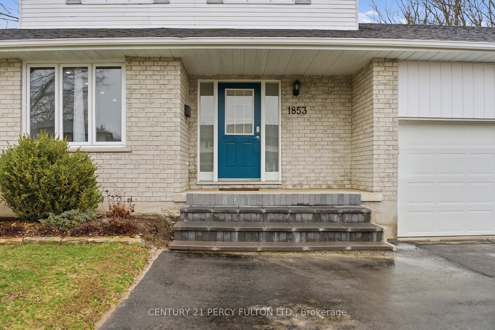 Detached House for sale at 1853 Mapleridge Drive, Peterborough, Ontario, K9K 1R1 - Monaghan Ward 2 - MLS: X12988072