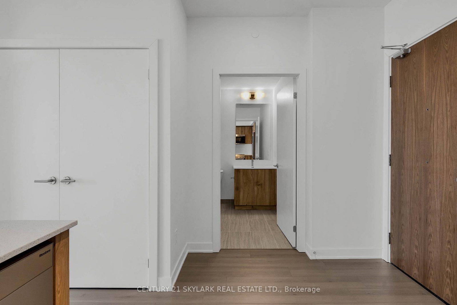 25 Wellington Street, Unit 3011 - Photo 11