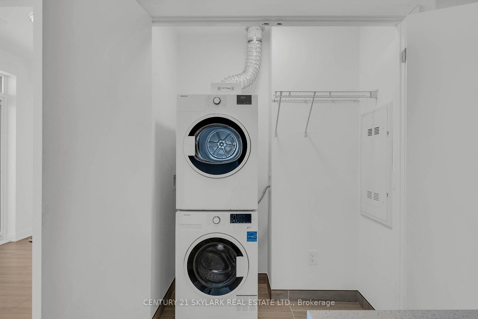 25 Wellington Street, Unit 3011 - Photo 12