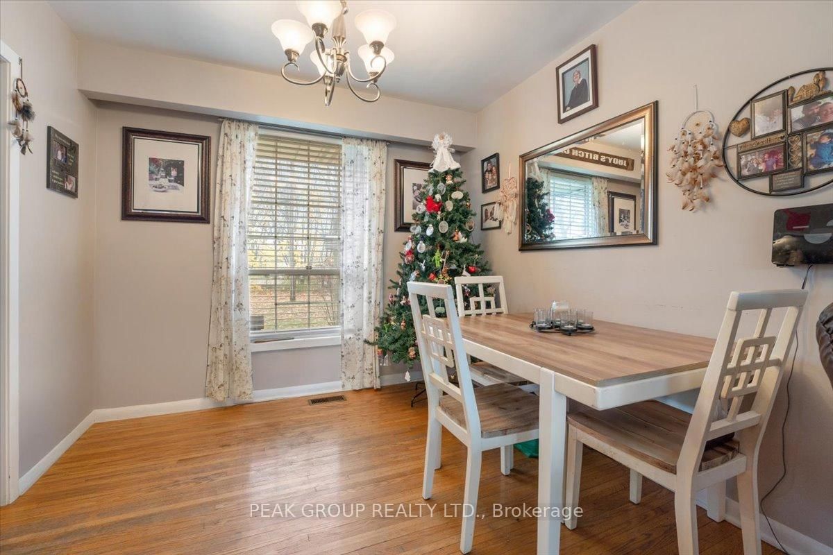 Detached House for sale at 18 Karen Crescent, Welland, Ontario, L3C 2Y6 - Prince Charles - MLS: X12988178