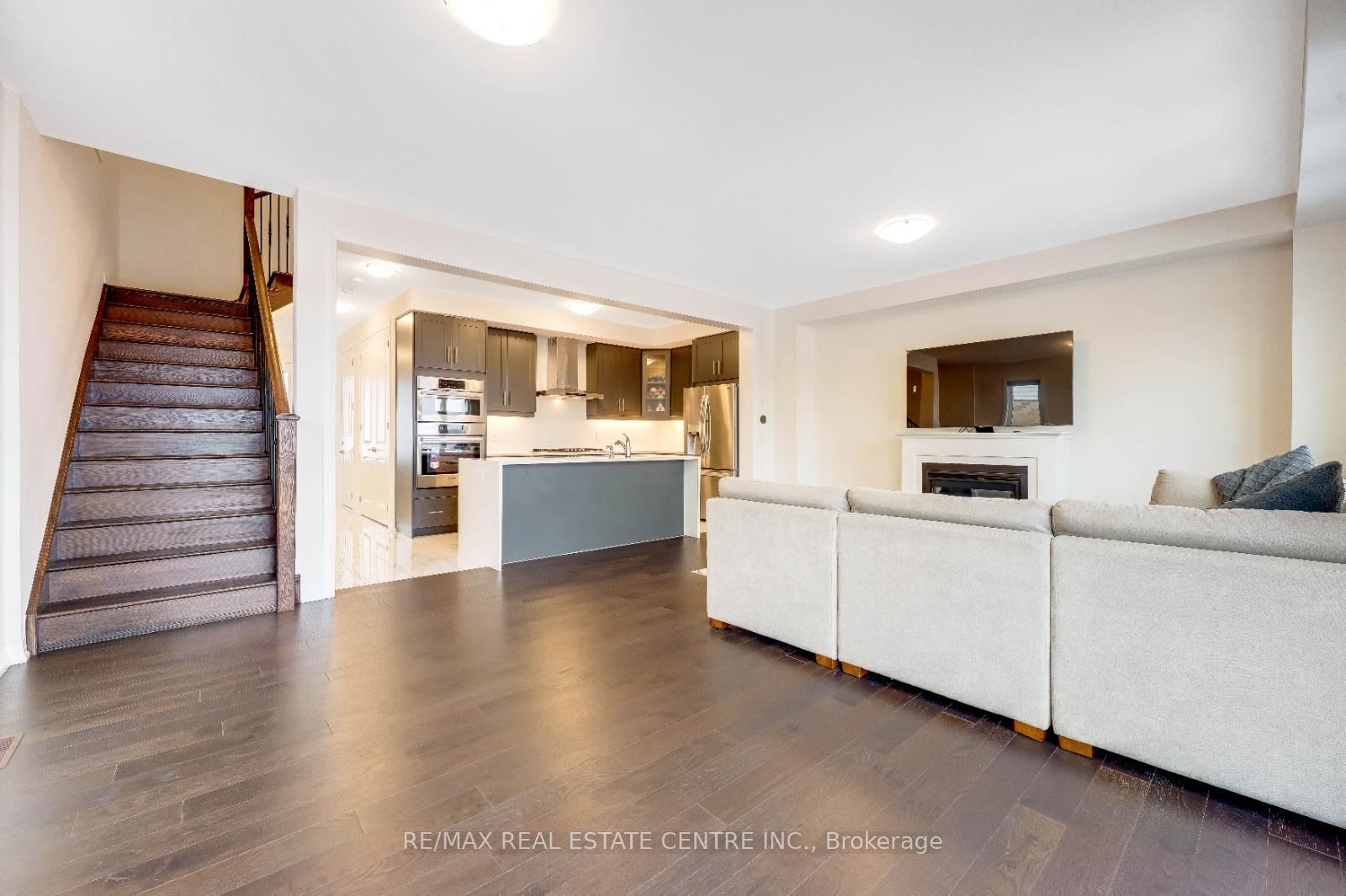 312 Bismark Drive - Photo 10