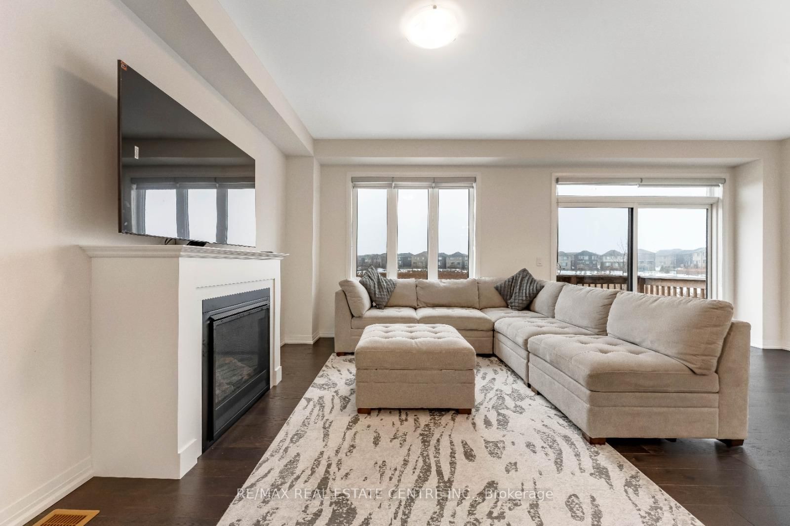 312 Bismark Drive - Photo 12