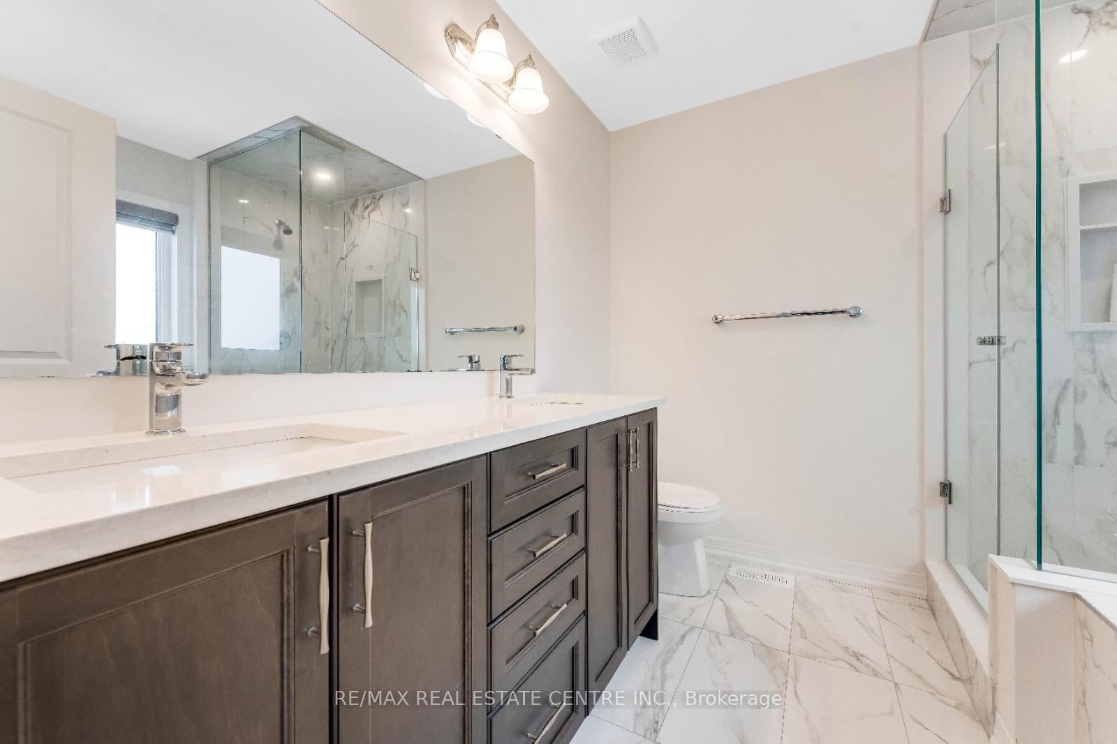 312 Bismark Drive - Photo 24