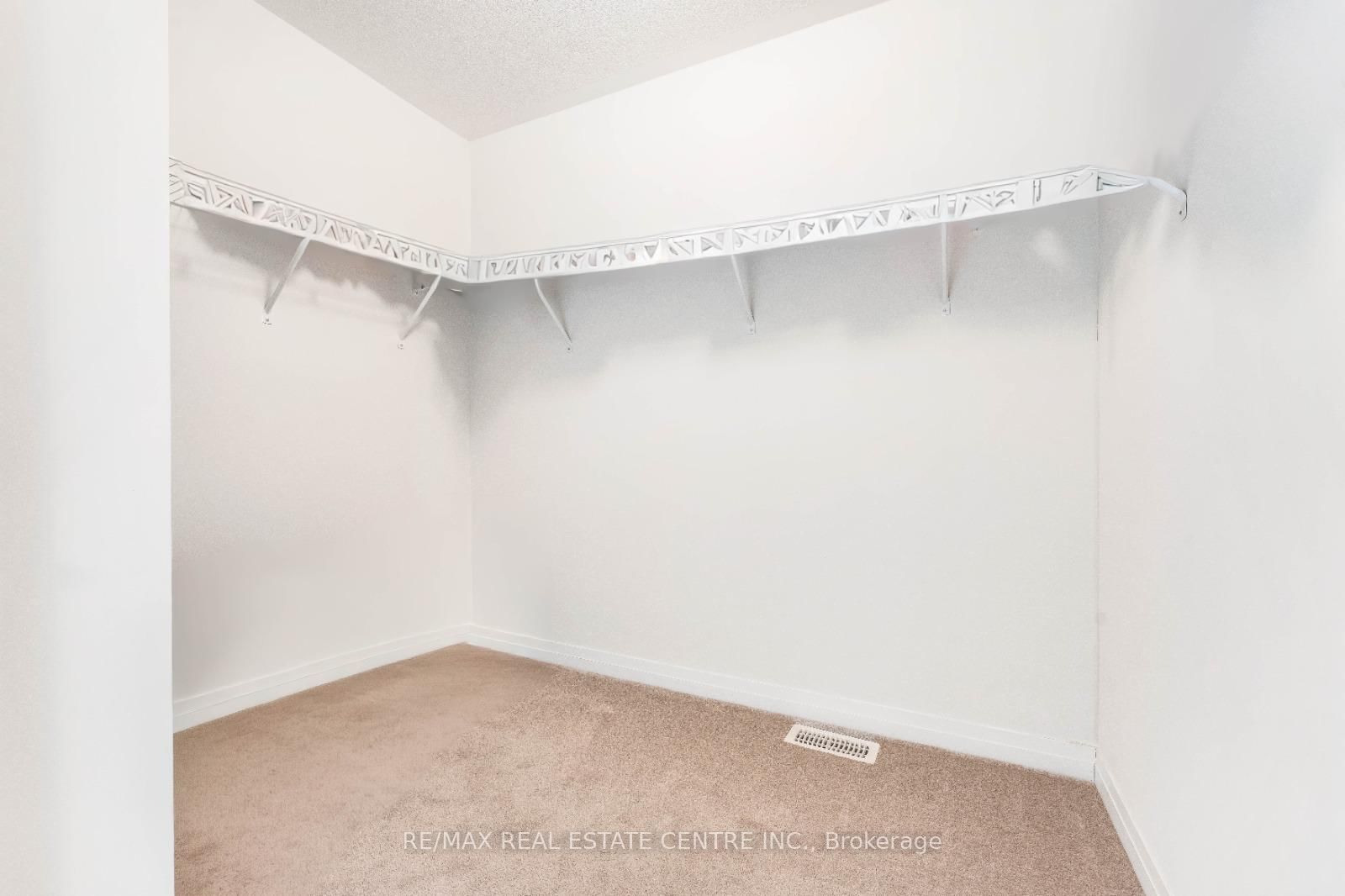 312 Bismark Drive - Photo 28