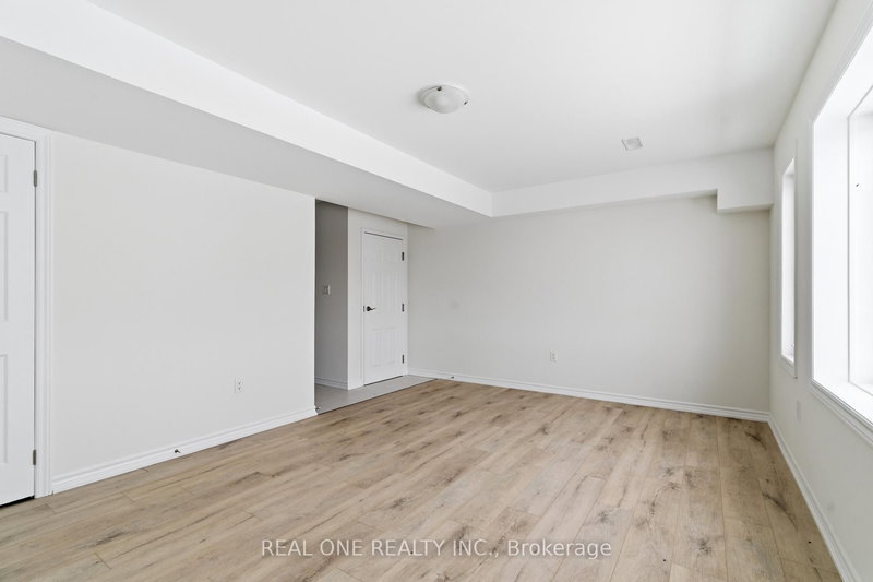 33A - 85 Mullin Dr, Guelph, N1E 0R4 | Image 3