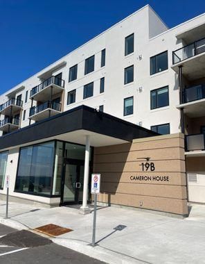 home for lease on 407-19B West Street N