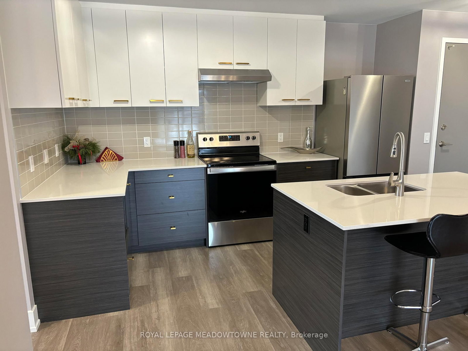 19B West Street N, Unit 407 - Photo 4