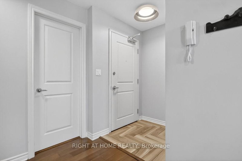 6 - 30 Prestige Circ, Ottawa, K4A 0W9 | Image 2