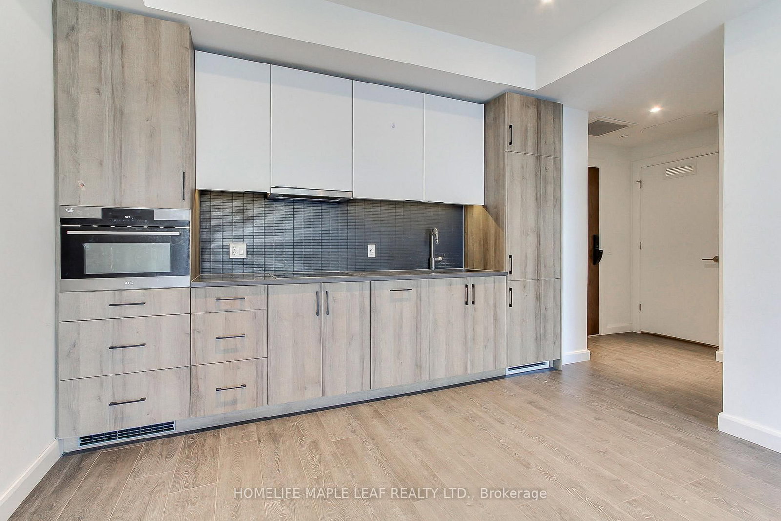 741 King Street W, Unit 103 - Photo 11