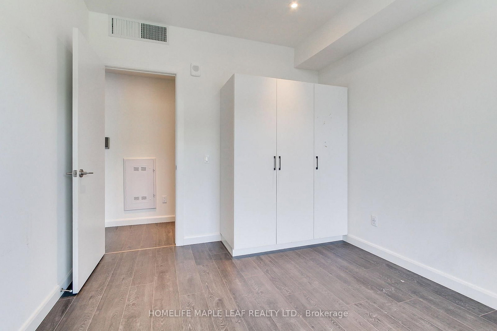 741 King Street W, Unit 103 - Photo 25