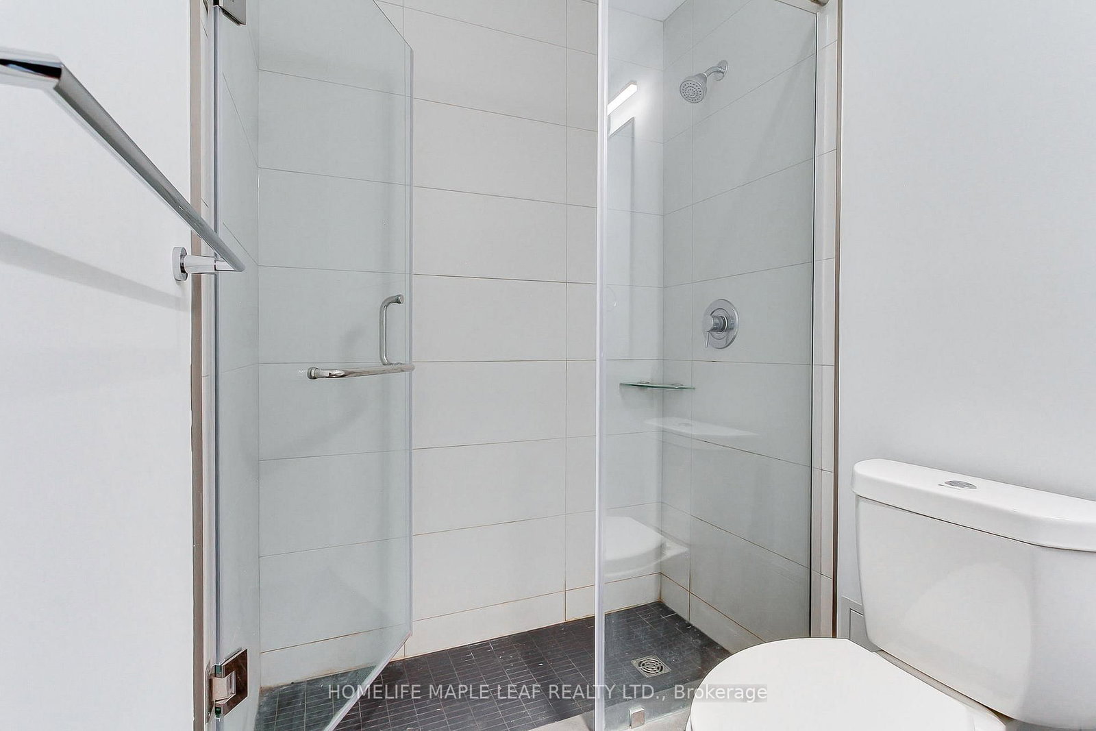 741 King Street W, Unit 103 - Photo 28