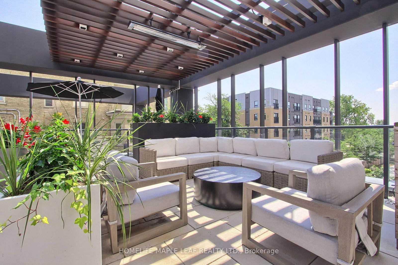 741 King Street W, Unit 103 - Photo 44