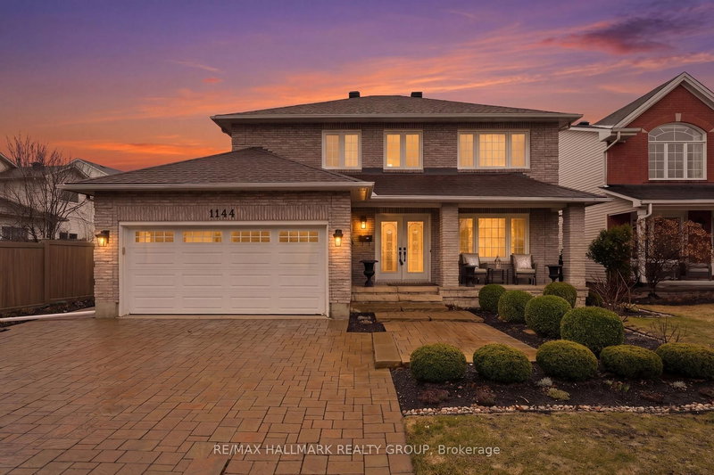 1144 Ambercrest St, Ottawa, K1J 1A9 | Image 2