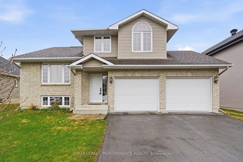 18353 Lana Dr, South Glengarry, K6H 7L9 | Image 2