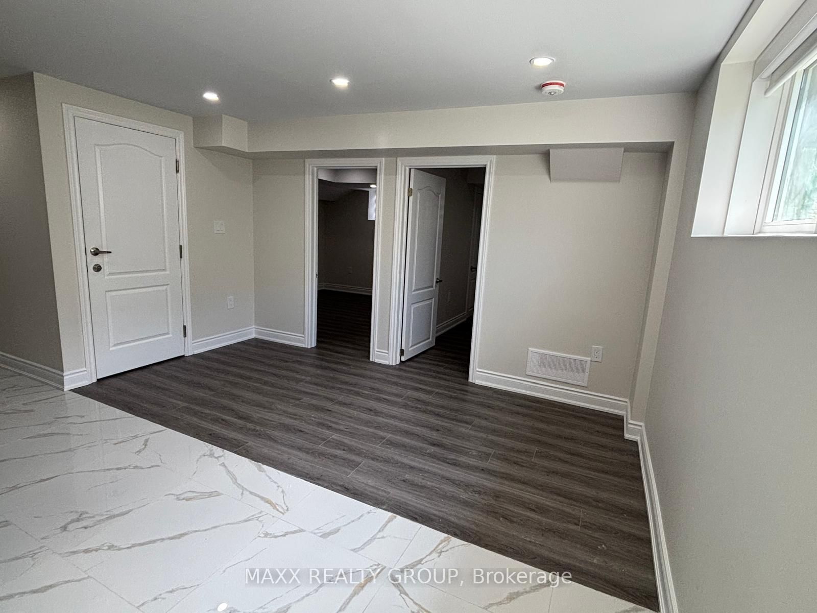 178 Cottonwood Crescent - Photo 3