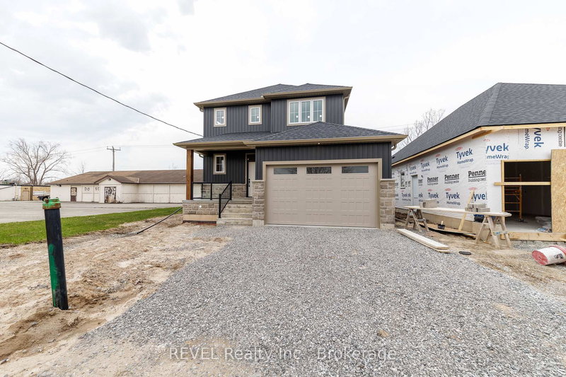 1129 Dipietro St, Fort Erie, L2A 4J4 | Image 2