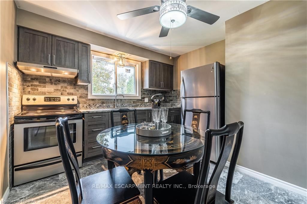 29 Pontiac Street, Unit #Upper - Photo 16