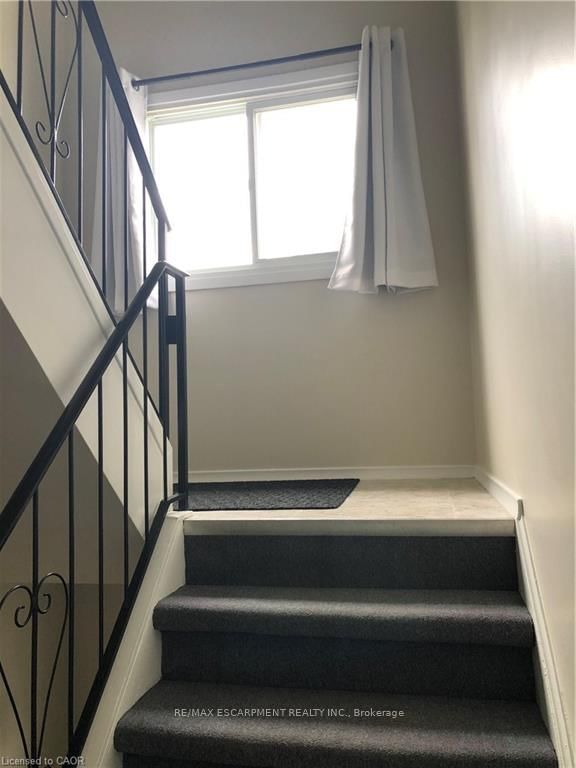 29 Pontiac Street, Unit #Upper - Photo 30