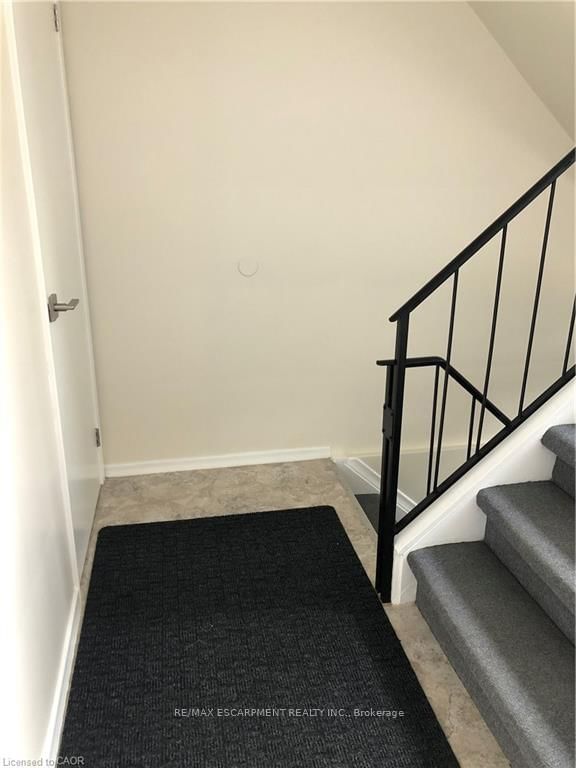 29 Pontiac Street, Unit #Upper - Photo 31