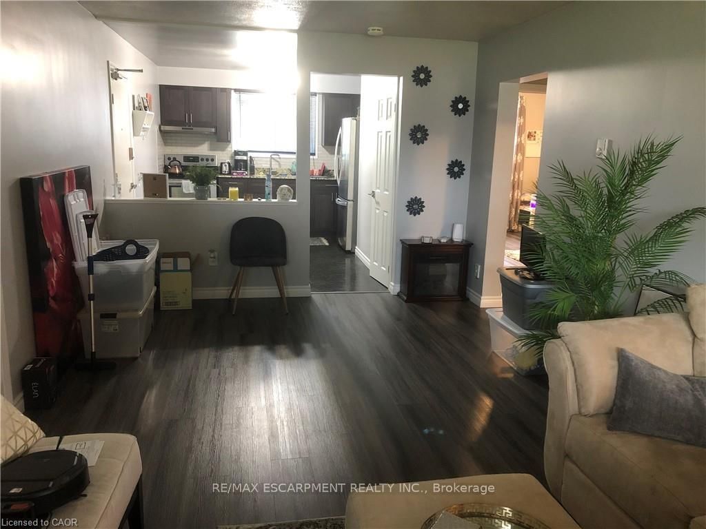 29 Pontiac Street, Unit #Lower - Photo 2