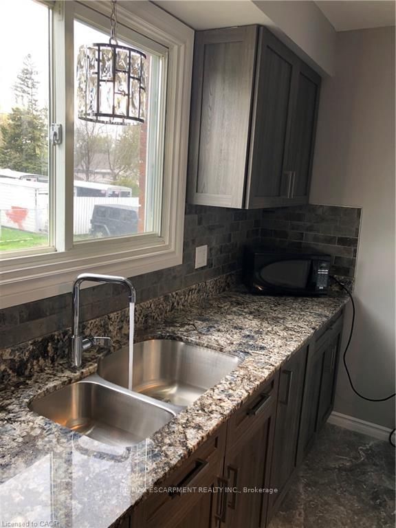 29 Pontiac Street, Unit #Lower - Photo 6