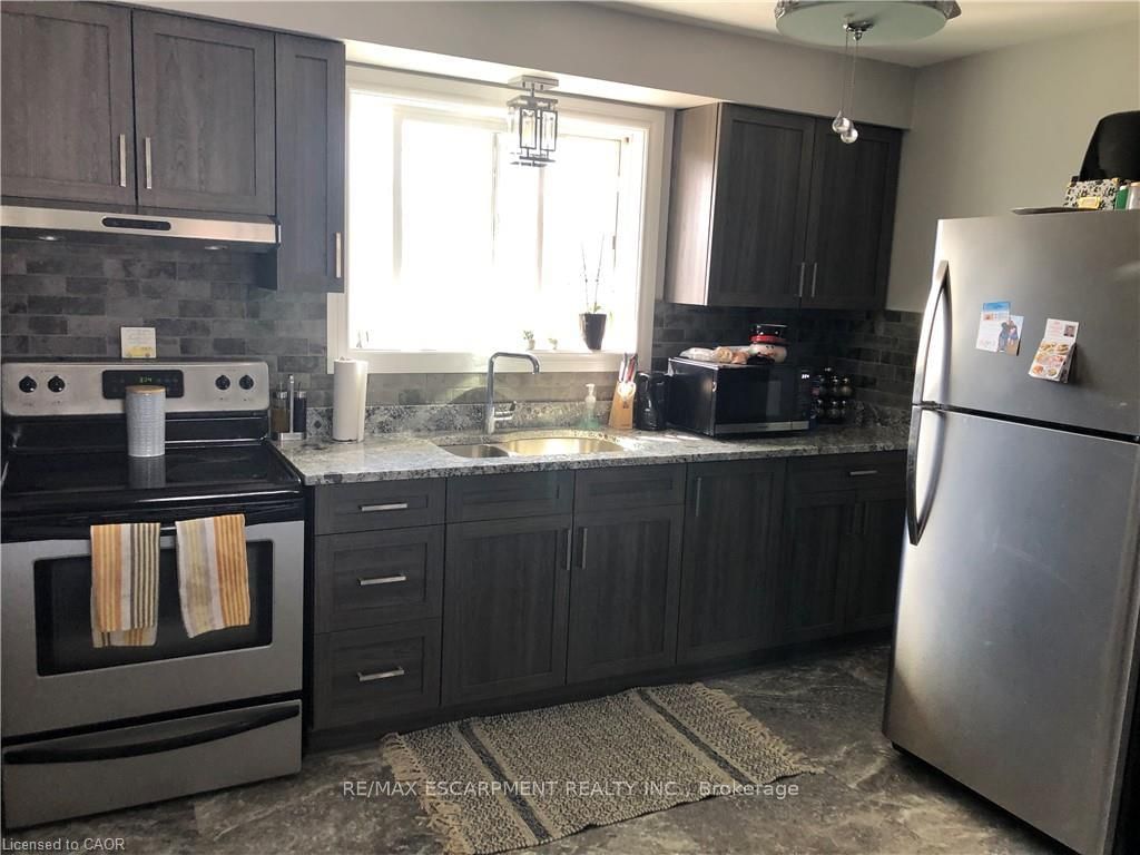 29 Pontiac Street, Unit #Lower - Photo 7