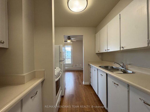 406 - 158 Fitch Street