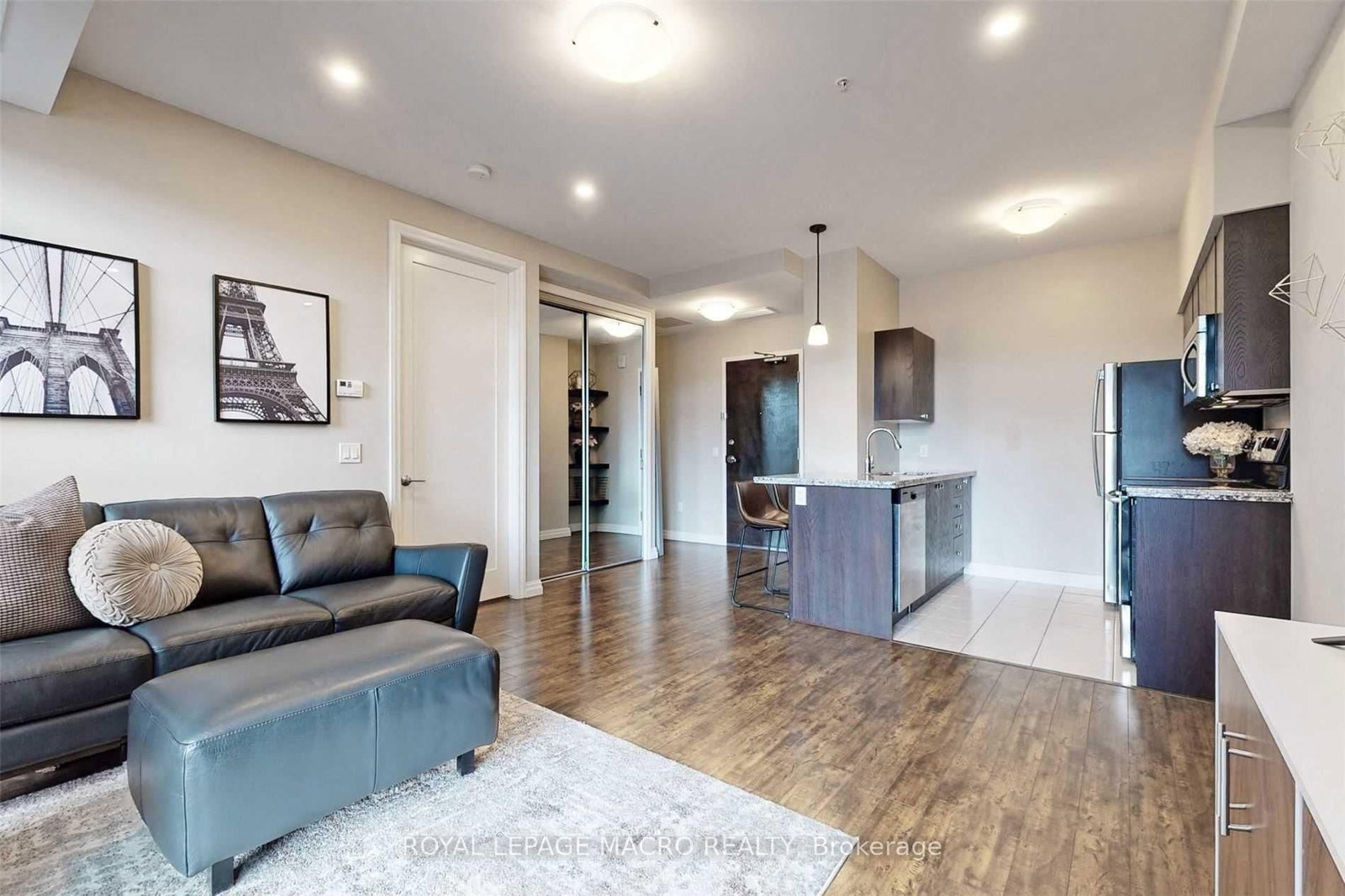 112 King Street E, Unit 1112 - Photo 10