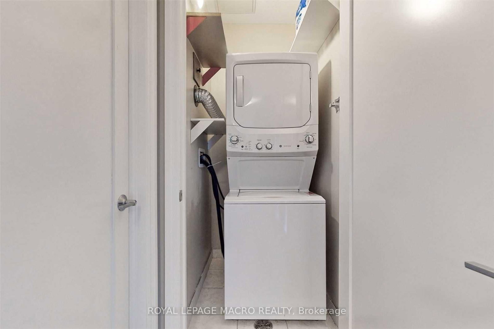 112 King Street E, Unit 1112 - Photo 21