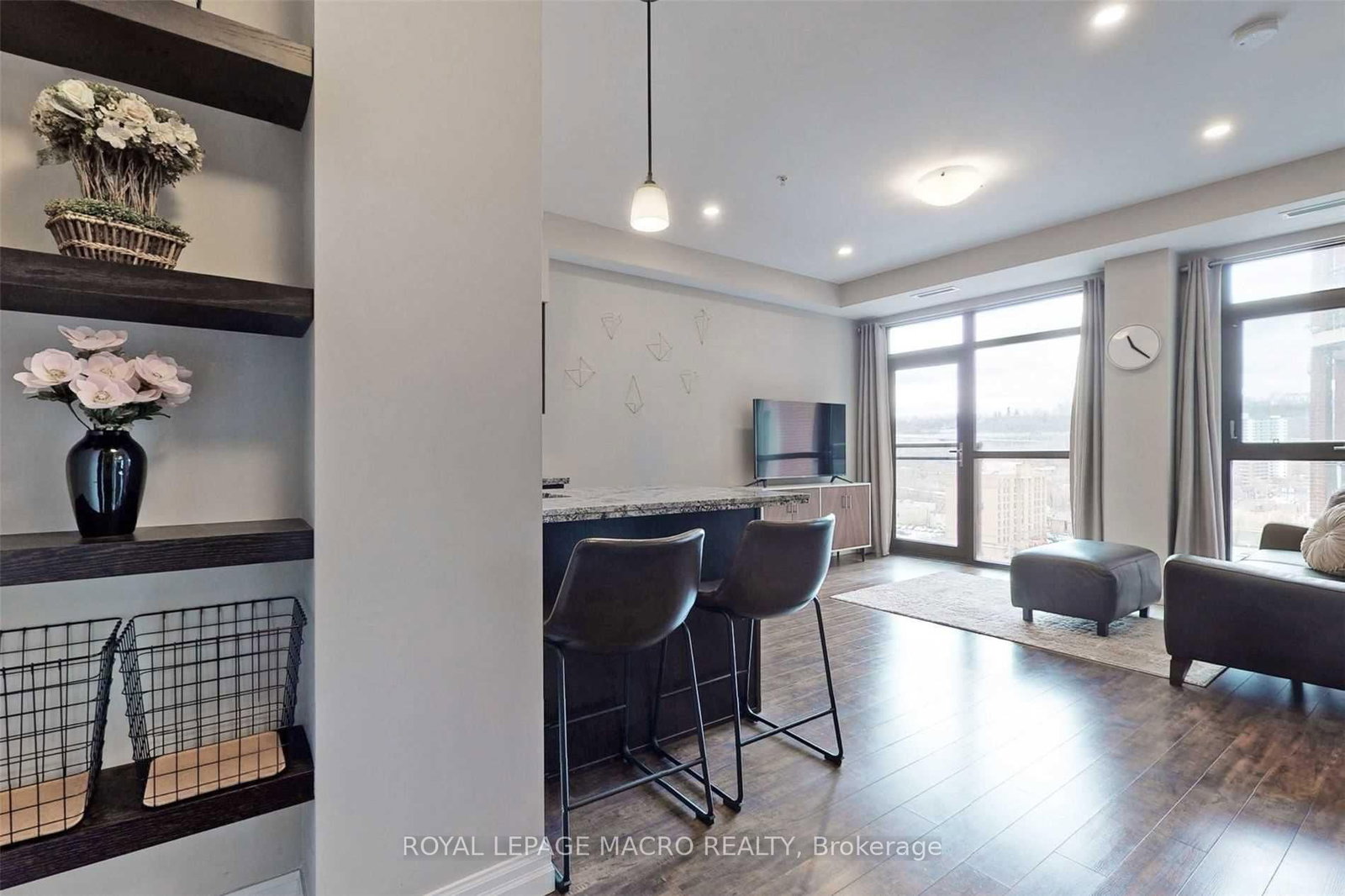 112 King Street E, Unit 1112 - Photo 22