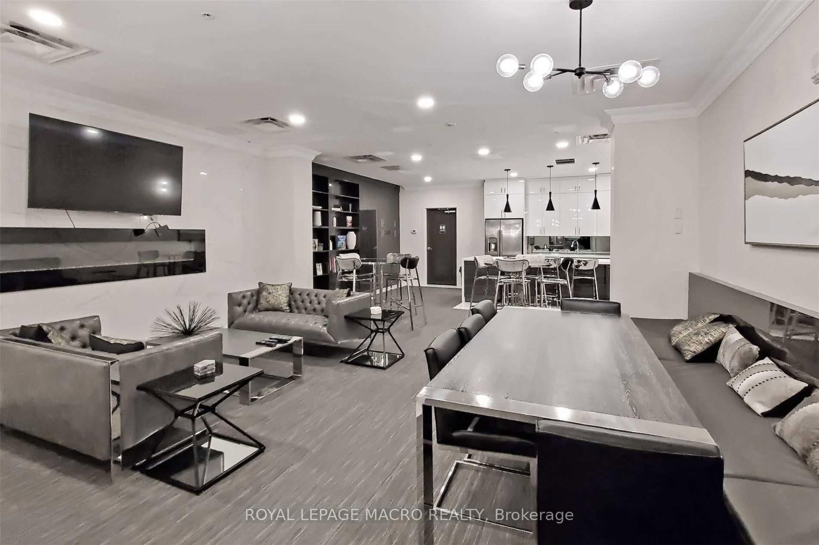 112 King Street E, Unit 1112 - Photo 24