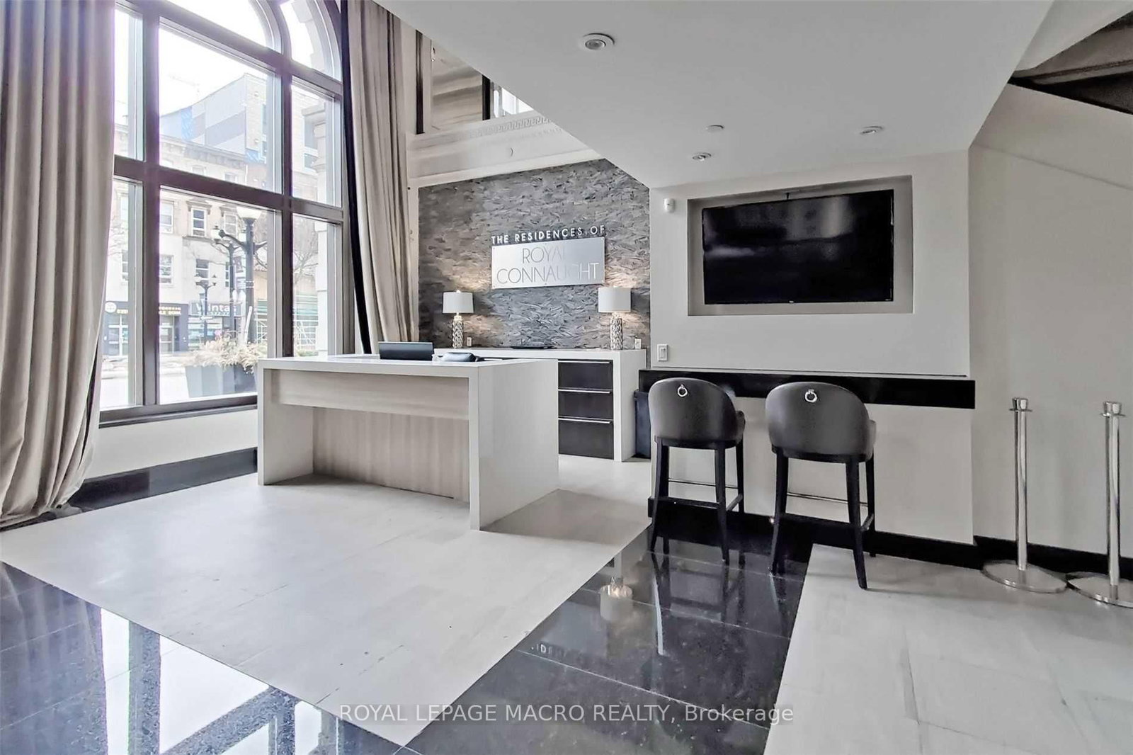 112 King Street E, Unit 1112 - Photo 6