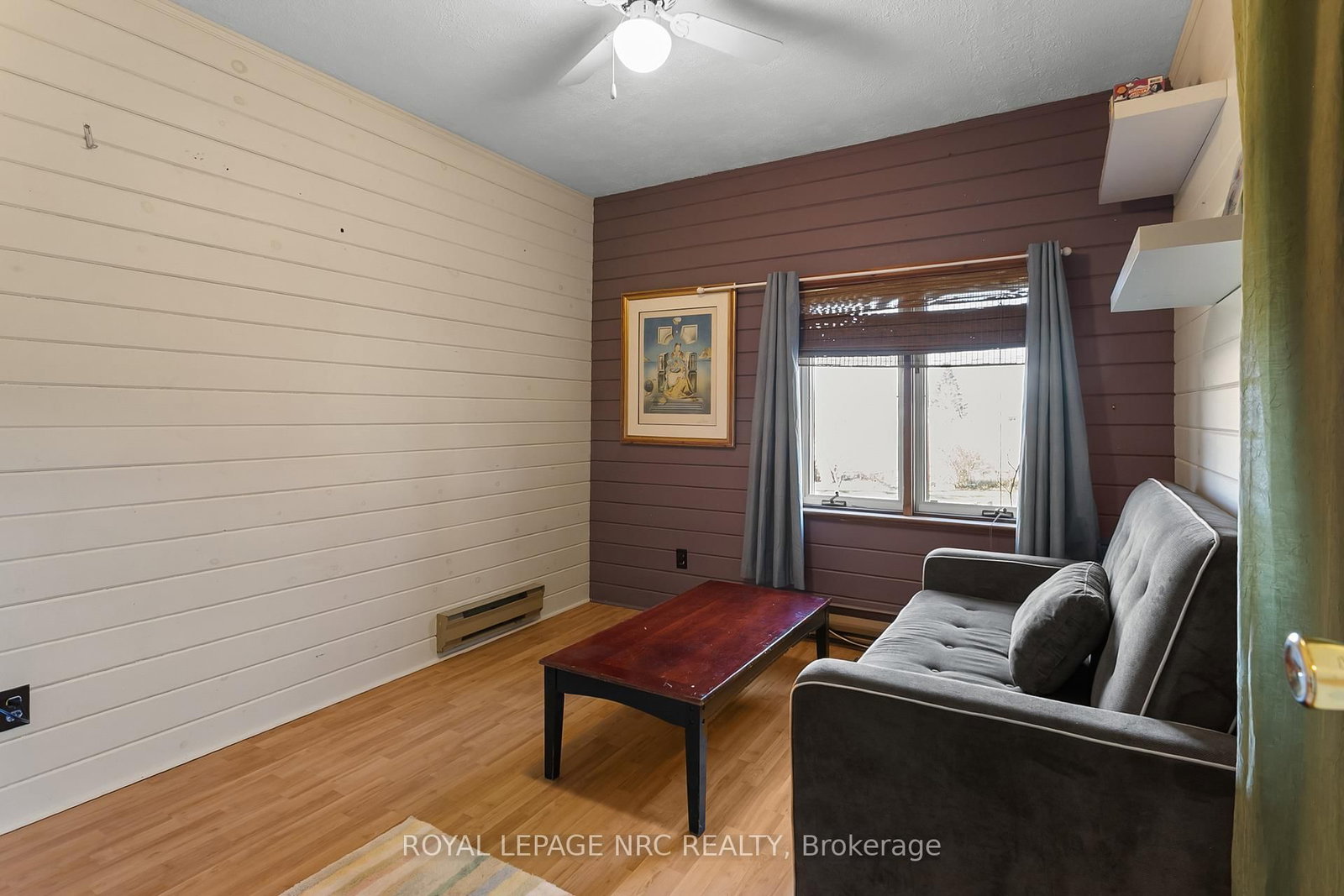 Detached House for sale at 197 Elmwood Avenue, Fort Erie, Ontario, L0S 1B0 - Crystal Beach - MLS: X12988954