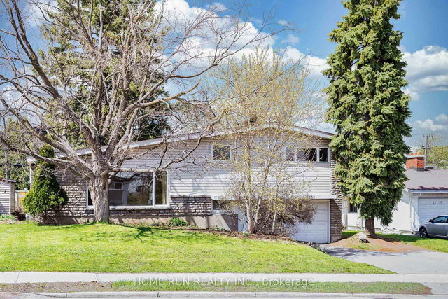 1259 Meadowlands Drive E