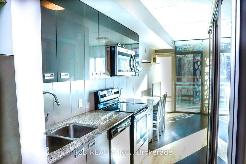 315 - 250 Albert St, Waterloo, N2L 0H5 | Image 2